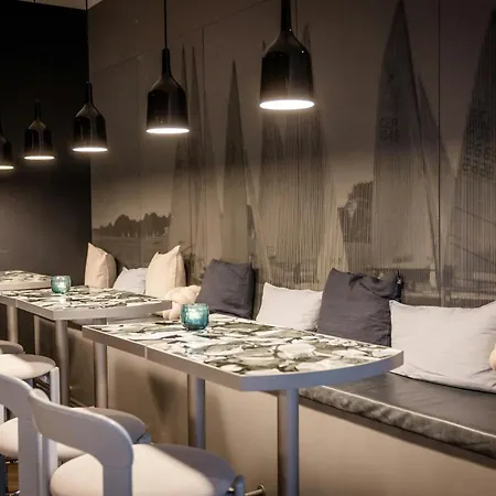 Motel One Hamburg-Alster-3